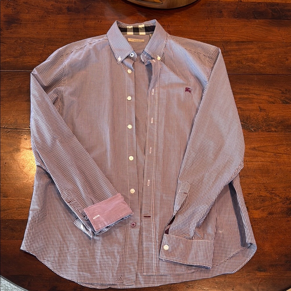Purple Casual Button Down Shirt with Adjustable Cuffs